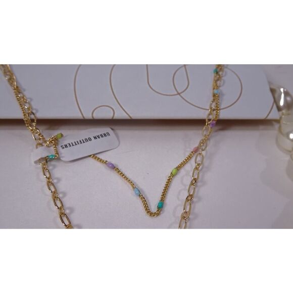 Urban Outfitters Women's Chain & Pearl Toggle Layered Necklace NWT 38 - Picture 4 of 7